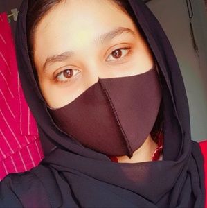 Meet your Posher, Asmina